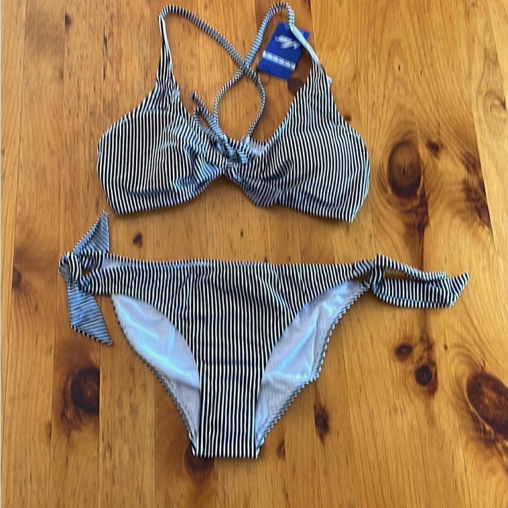 NWT!  Women’s Black and White Striped Racerback Bikini Set - Large